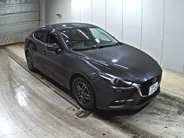 Mazda Axela III