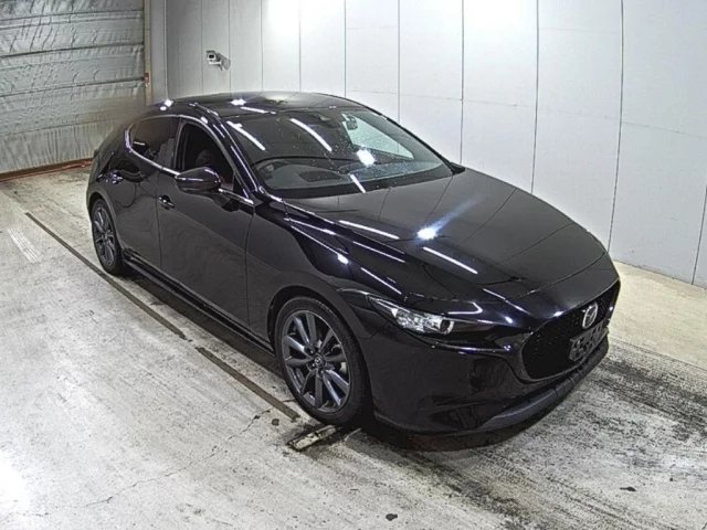 Mazda 3 IV (BP)
