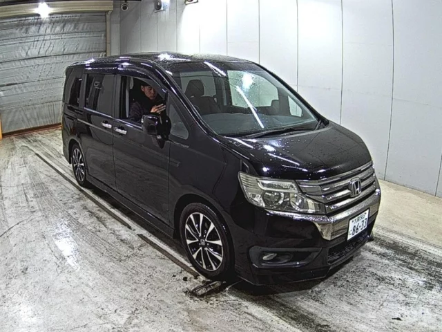 Honda Step Wagon Лот № 2013