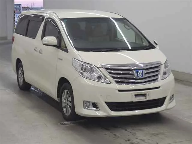 Toyota Alphard Лот № 70083 2013