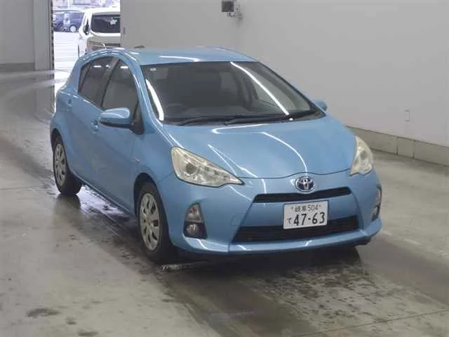 Toyota Aqua Лот № 25004 2012