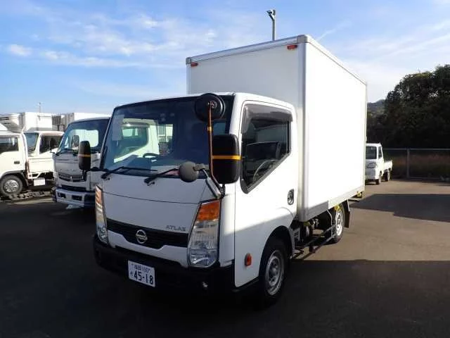 Nissan Atlas Лот № 525 2016