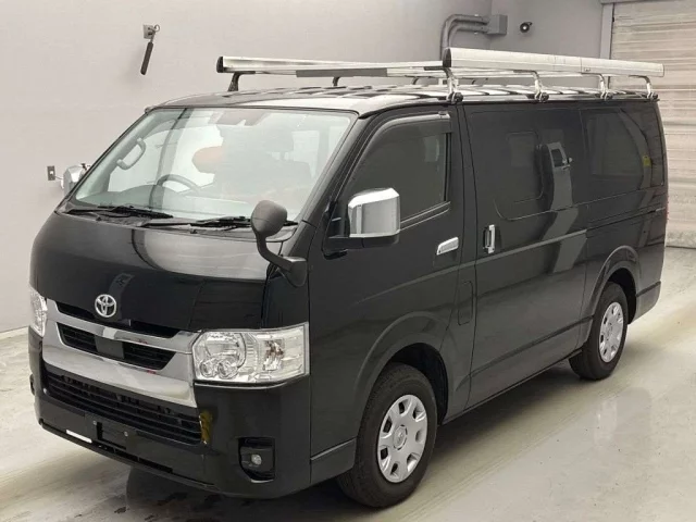 Toyota HiAce H300