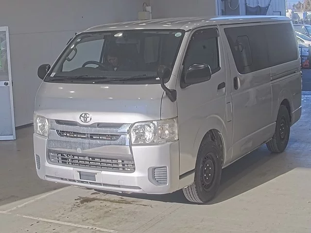 Toyota HiAce H200 Рестайлинг