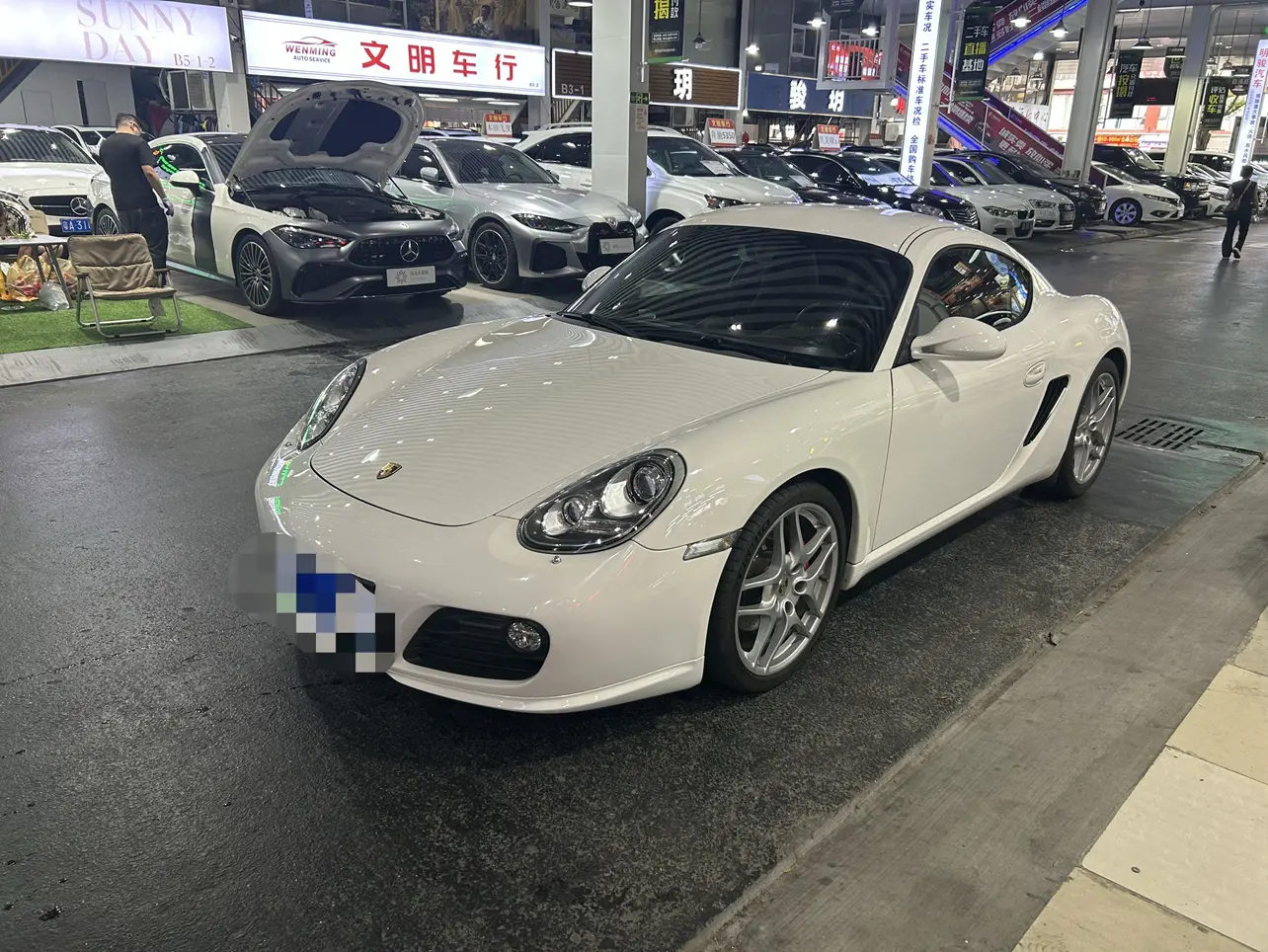 Porsche Cayman II (981)