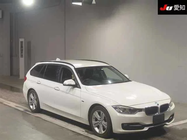 Bmw 3-Series Лот № 30784 2014