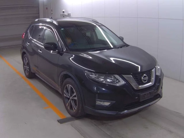 Nissan X-Trail Лот № 2018