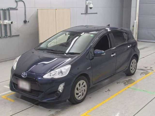 Toyota Aqua Лот № 90163 2016