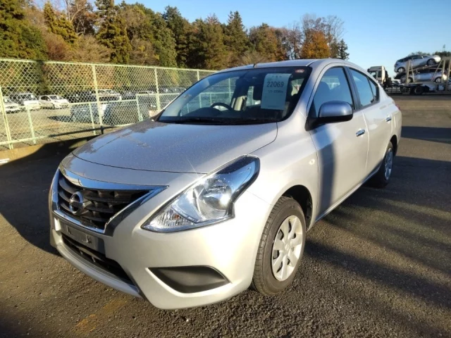 Nissan Latio Лот № 22069 2017