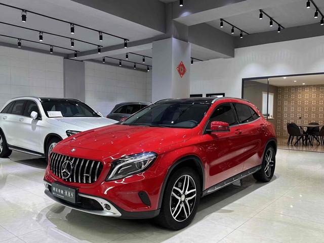 Mercedes-Benz GLA I (X156)