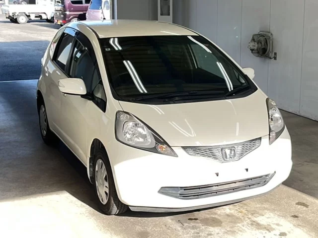 Honda Fit Лот № 2010