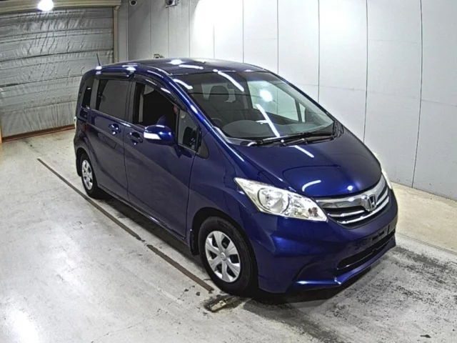 Honda Freed Лот № 2012