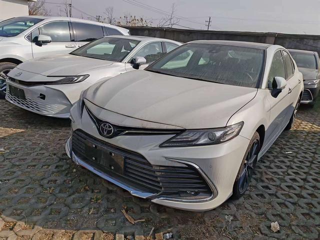 Toyota Camry №17834003 2024