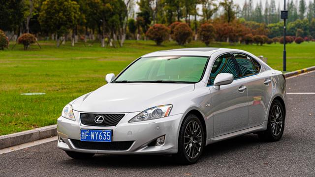 Lexus IS II Рестайлинг 2