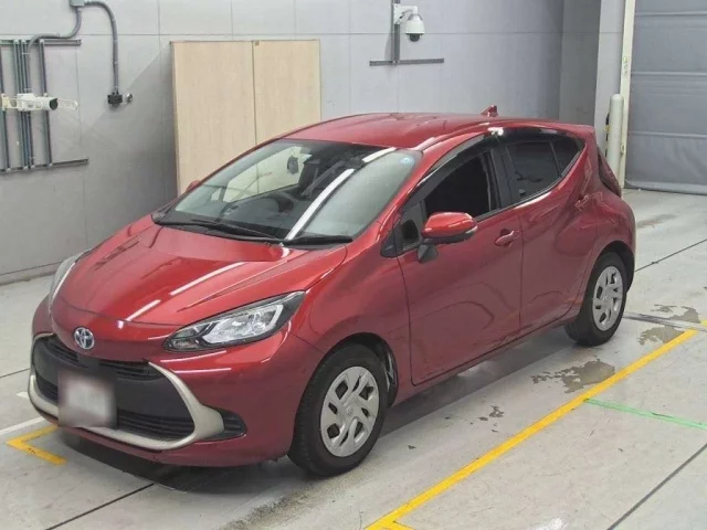 Toyota Aqua II