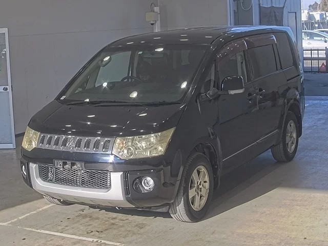 Mitsubishi Delica