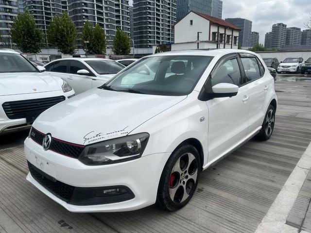 Volkswagen Polo V Рестайлинг