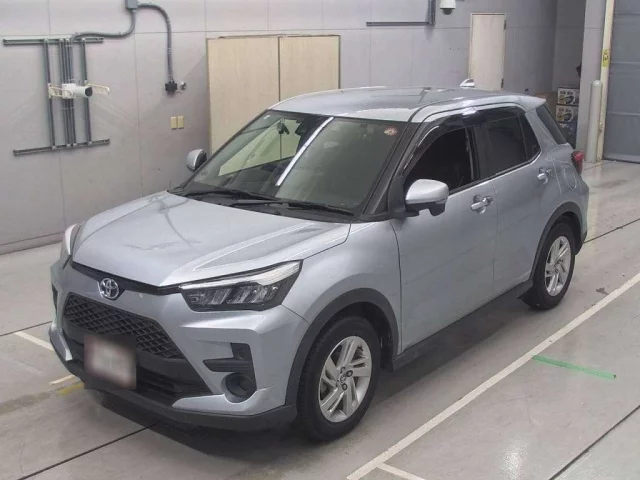 Toyota Corolla XI (E160, E170, E180) Рестайлинг 1