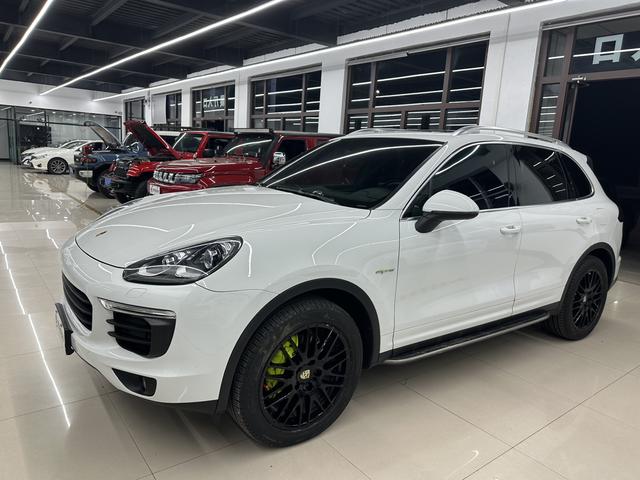 Porsche Cayenne II Рестайлинг (958)