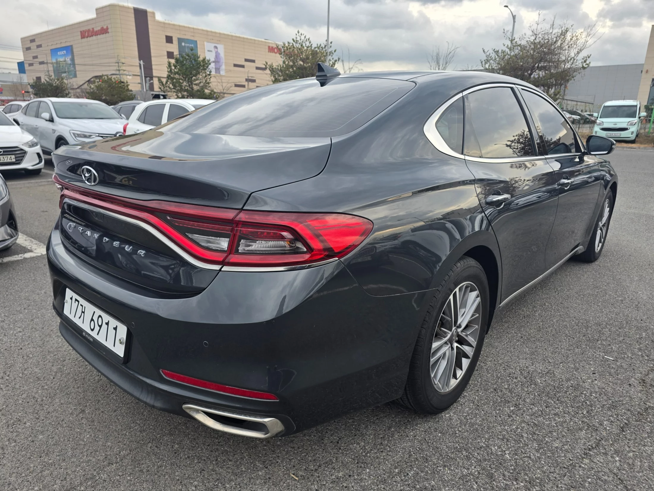 Hyundai Grandeur VI