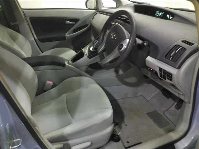 Toyota Prius Лот № 2009