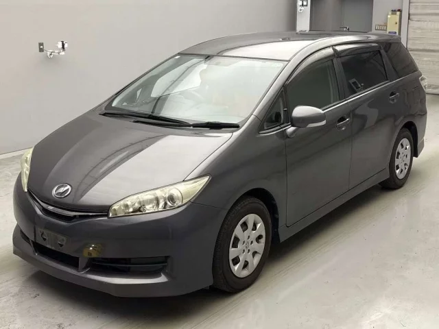 Toyota Wish Лот № 2014