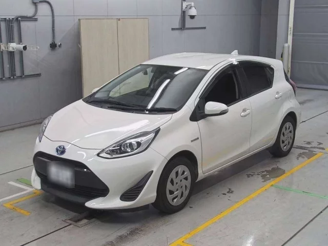 Toyota Aqua Лот № 30264 2017