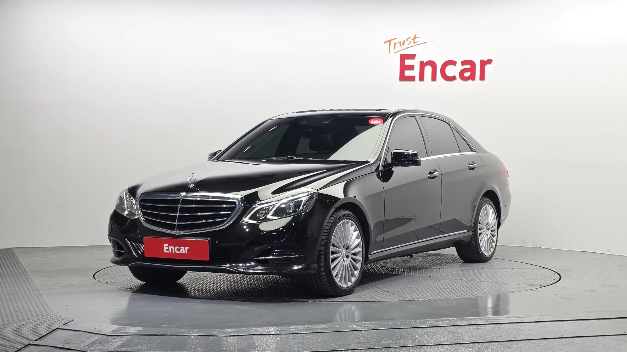 Mercedes-Benz E-Класс 2015