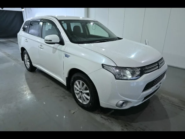 Mitsubishi Outlander II Рестайлинг