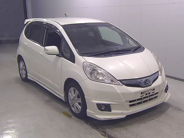 Honda Fit Лот № 19052 2011
