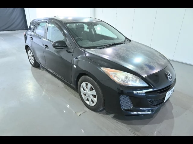 Mazda Axela Лот № 29022 2011