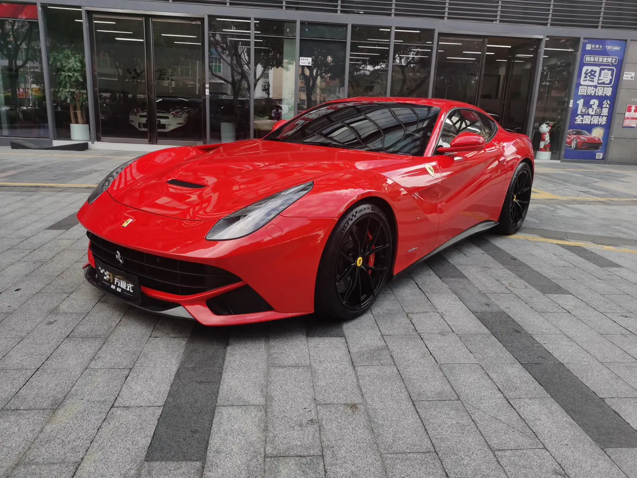 Ferrari F12