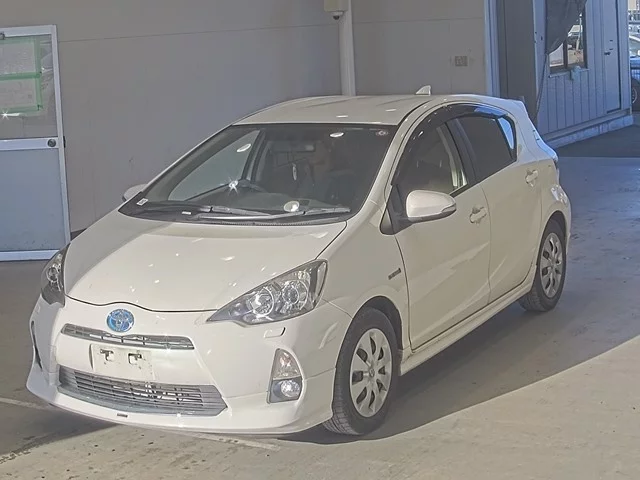 Toyota Aqua Лот № 20213 2014