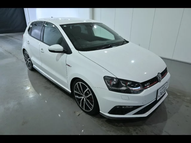 Volkswagen Polo V Рестайлинг