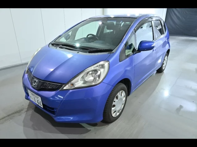 Honda Fit Лот № 20200 2011