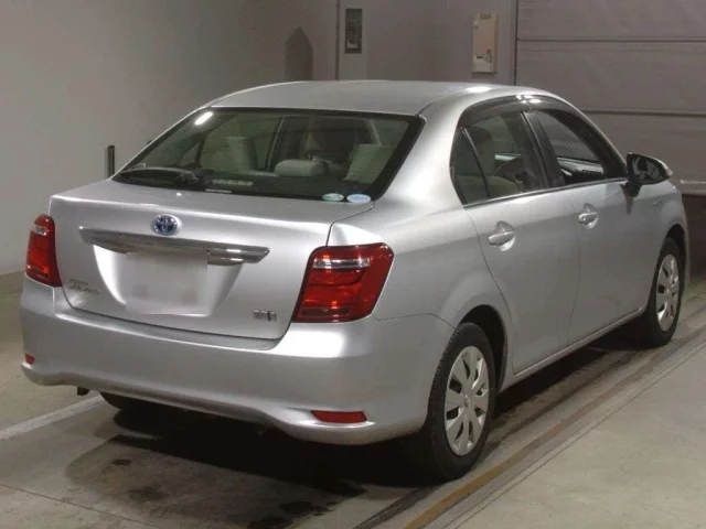 Toyota Corolla Axio Лот № 326 2016