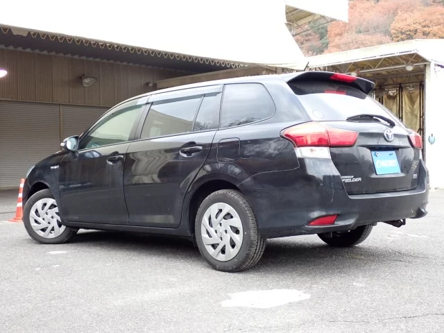 Toyota Corolla Fielder Лот № 25301 2020