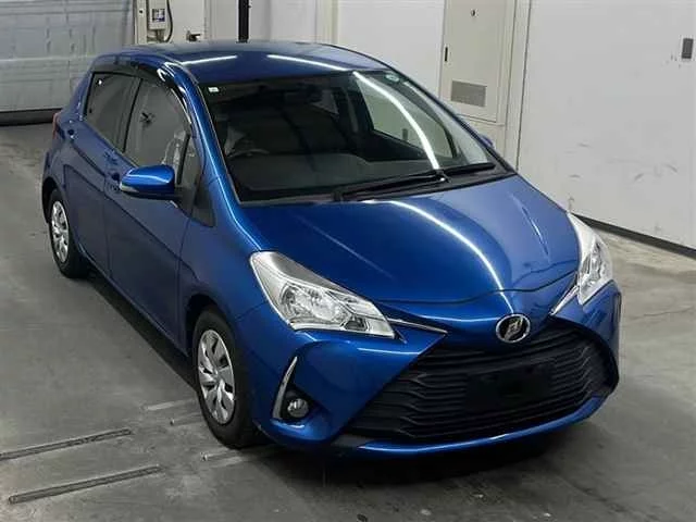 Toyota Vitz Лот № 10317 2017