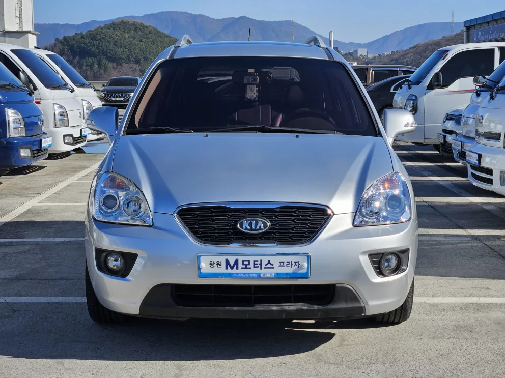 Kia Carens II (UN)