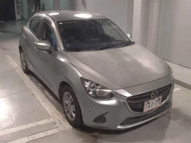 Mazda Demio Лот № 2016