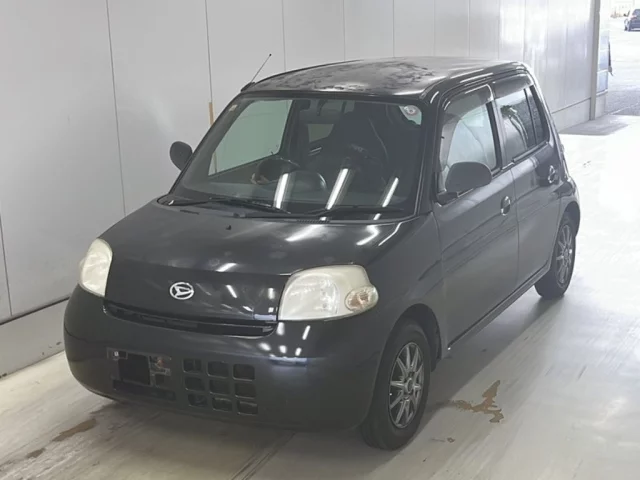 Daihatsu Esse
