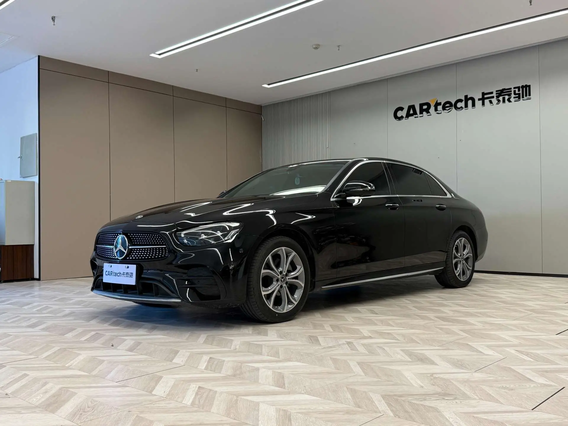 Mercedes-Benz E-Class №19011984 2021