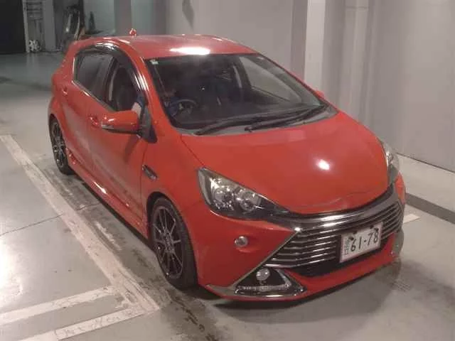 Toyota Aqua Лот № 2014