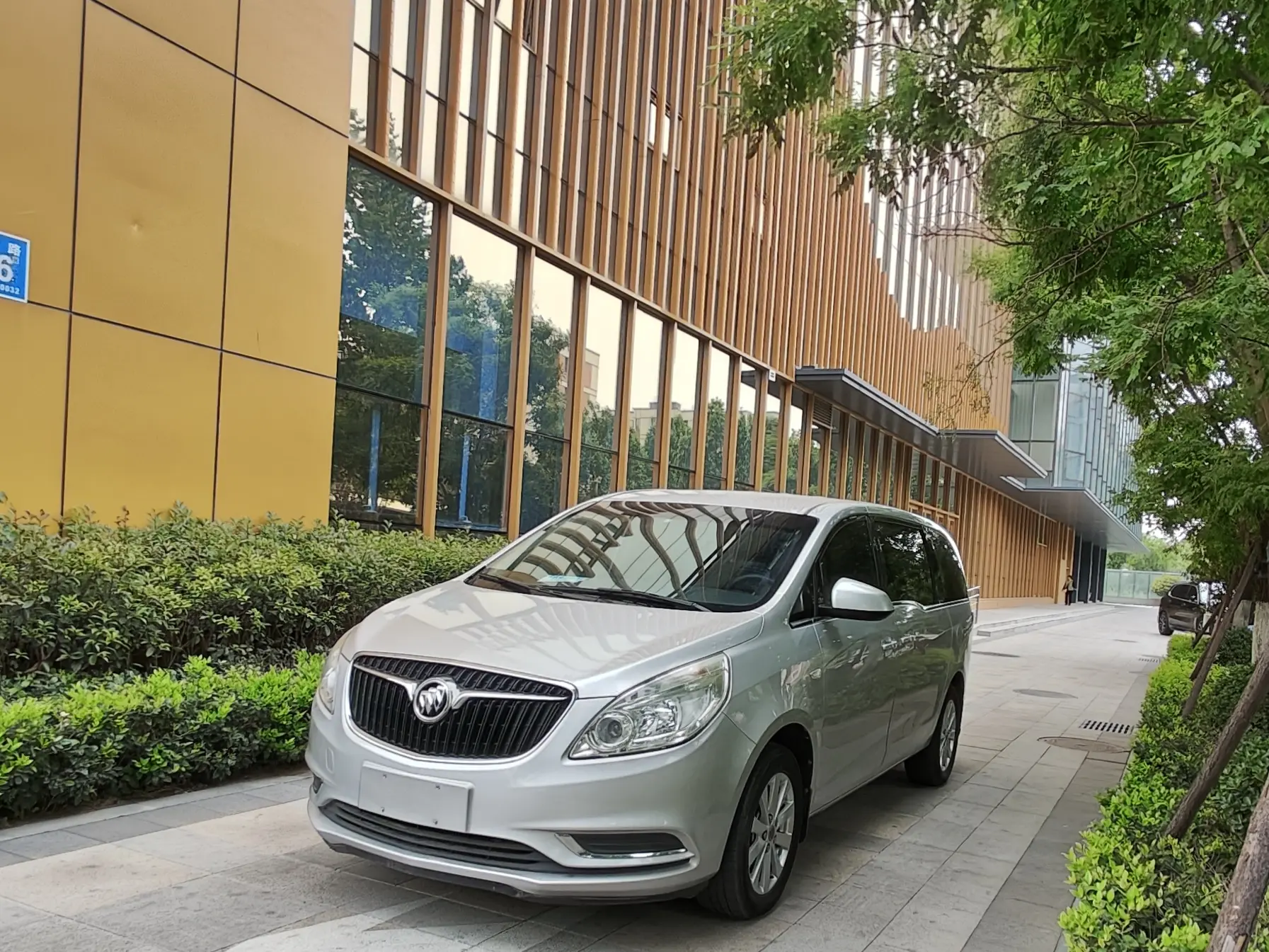 Buick Gl8 №19075882 2018