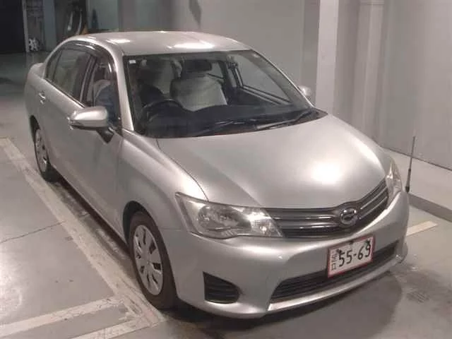 Toyota Corolla Axio Лот № 2013