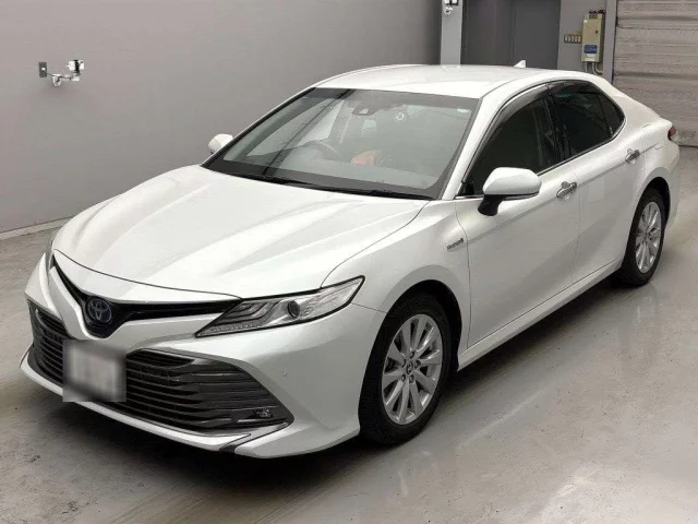 Toyota Camry VIII (XV70)