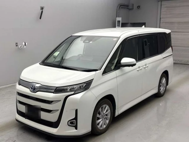 Toyota Noah IV (R90)
