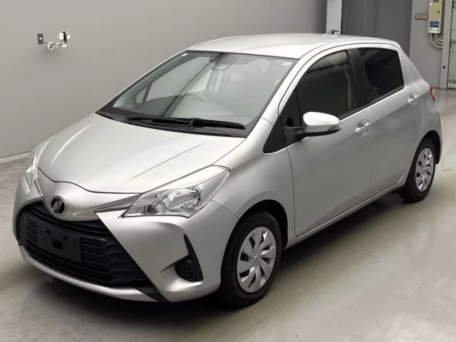 Toyota Vitz Лот № 12638 2020