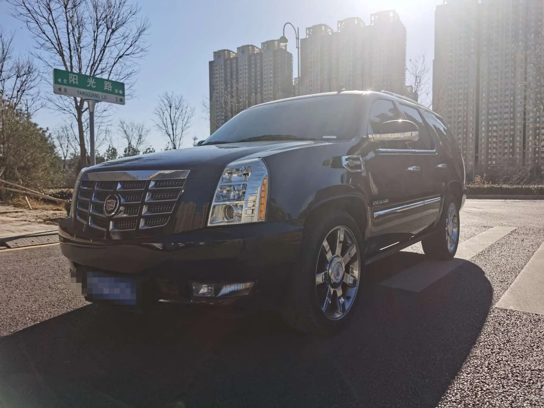 Cadillac Escalade III