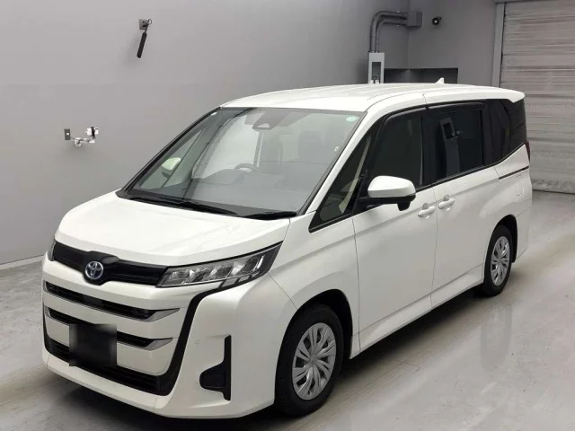 Toyota Noah IV (R90)